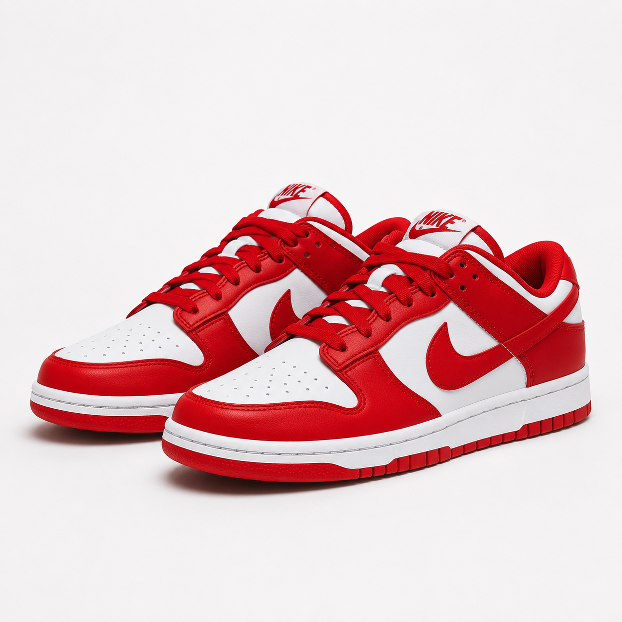 NIKE DUNK LOW