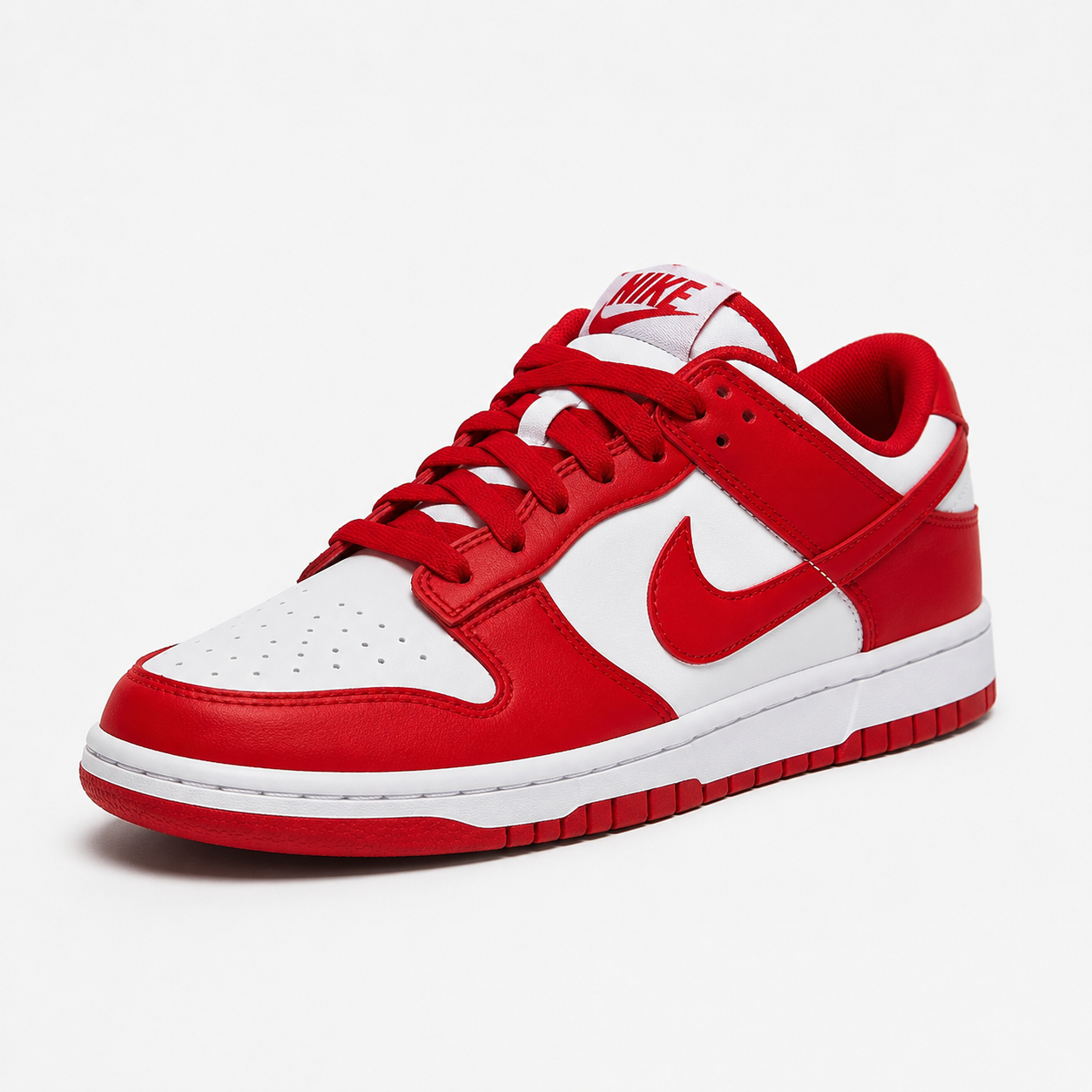 NIKE DUNK LOW